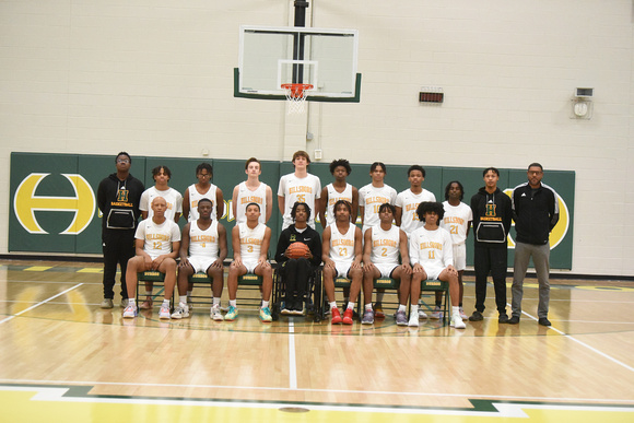 02172023_Boys team pictures10078